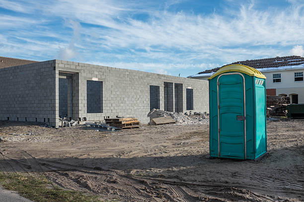Portable bathroom rental in Lake Elsinore, CA